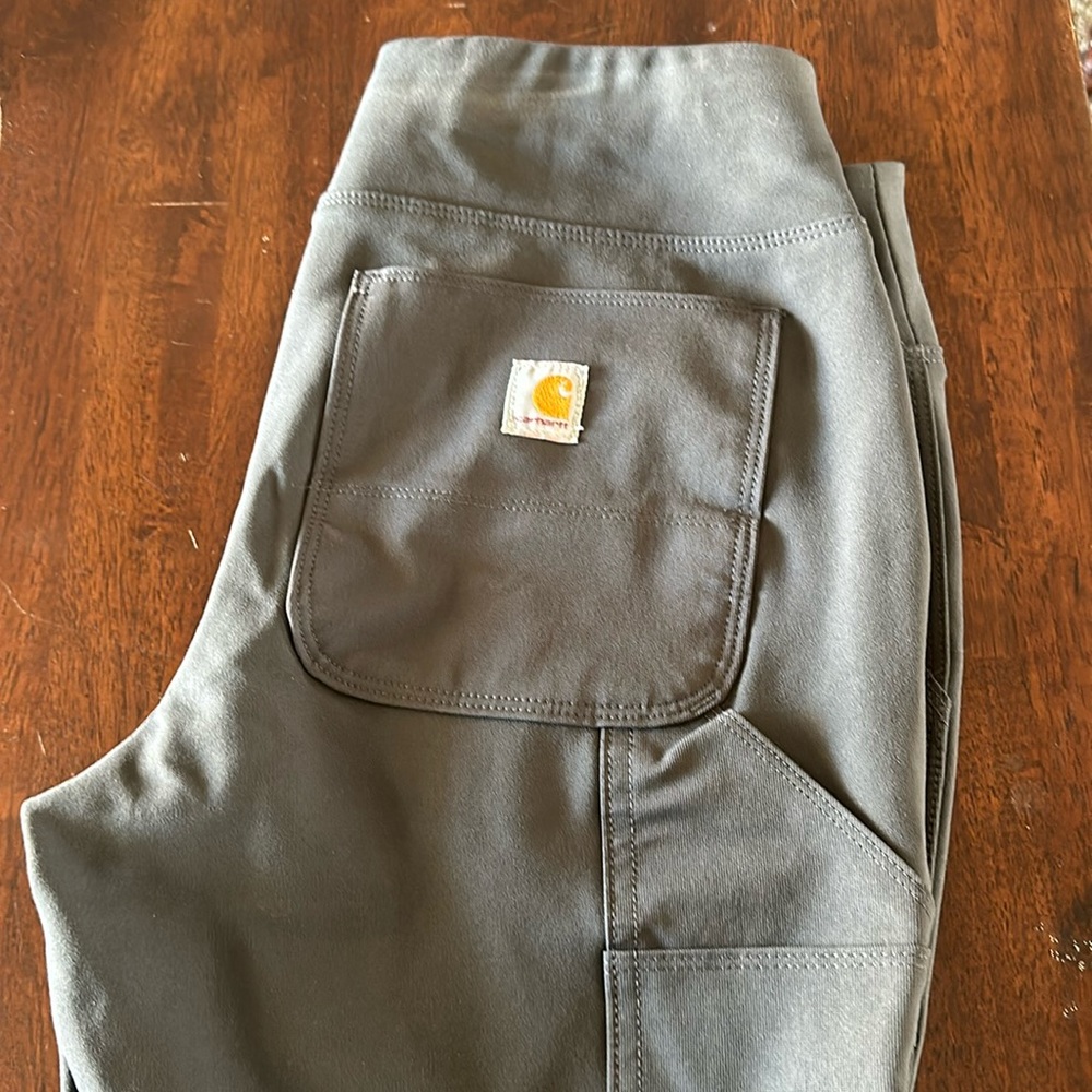 Brand new Carhartt utility leggings pants. These fit size 8-10.